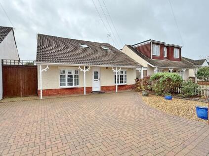 Central Road, Drayton