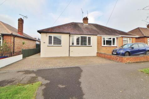 Linda Grove, Waterlooville