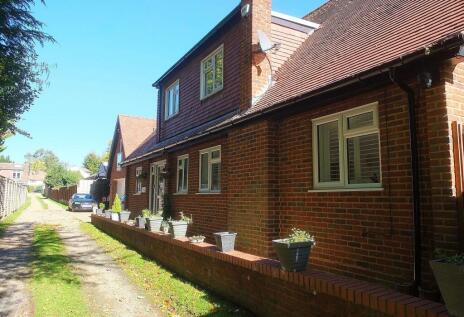 Toms Lane, Kings Langley, WD4