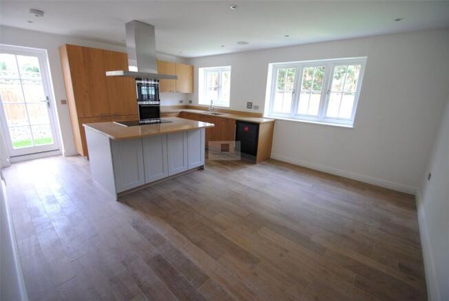 Kitch/Breakfast Room