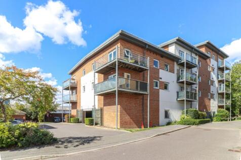 Observer Drive, Mayfair Court Observer Drive, WD18