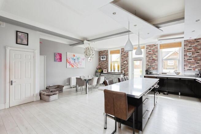 Kitchen/Dining Room