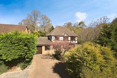Walnut Close, HEATHFIELD, East Sussex, TN21