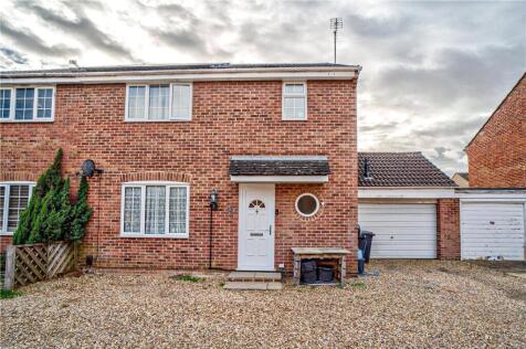Selby Crescent, Freshbrook, West Swindon, Wiltshire, SN5