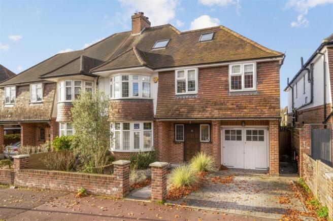 32 Holland Avenue,2.jpg