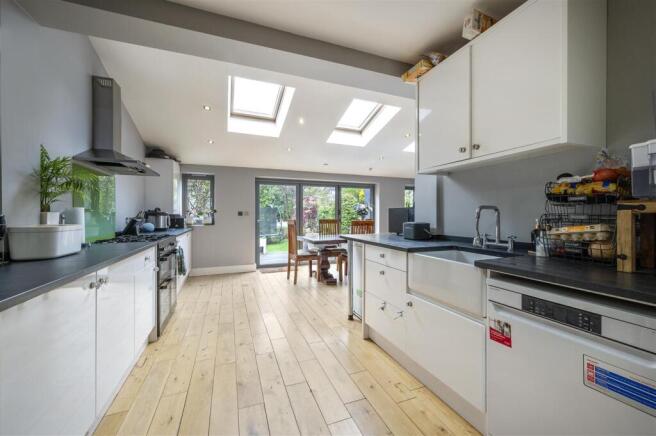13 B laurel Road,1.jpg