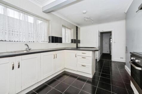 Southend Road, Grays