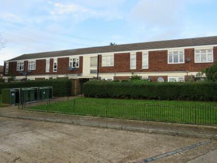 Chigwell - 1 bedroom ground floor flat for sale