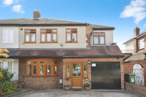 Millbrook Gardens, Gidea Park, Romford