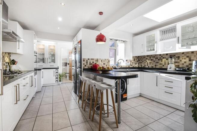 Kitchen/Breakfast Ro