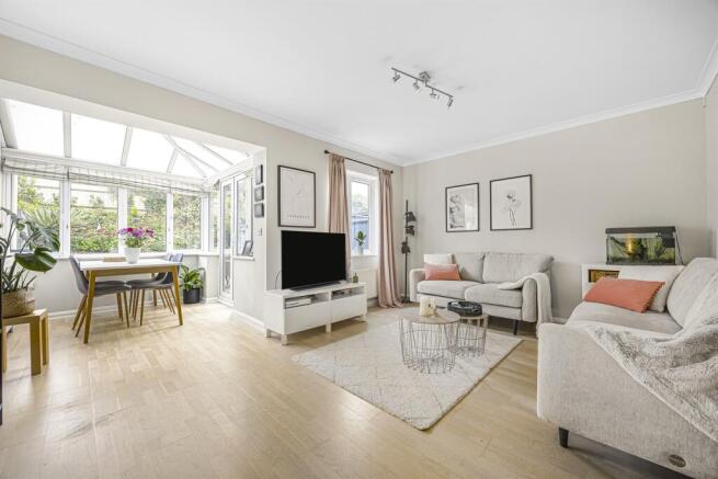 Living/Dining Room