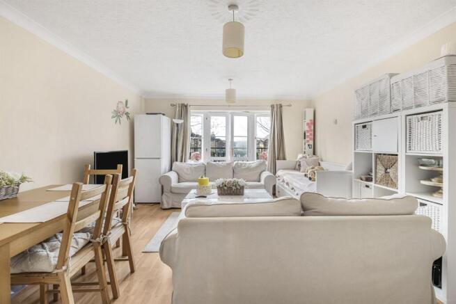 Living/Dining Room