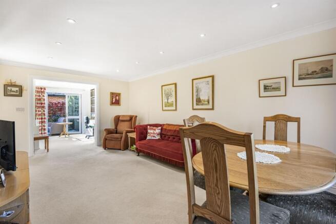 Living/Dining Room