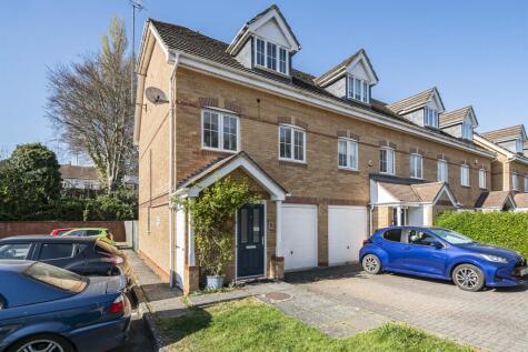 Ruskin, Caversham, Reading