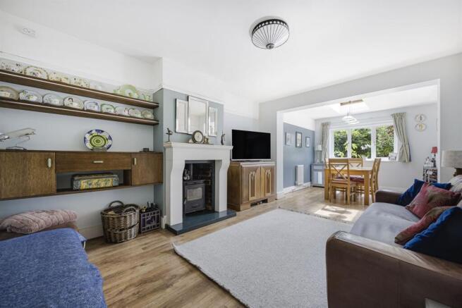 Living/Dining Room