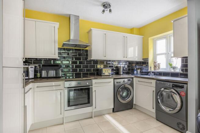 Fitted Kitchen