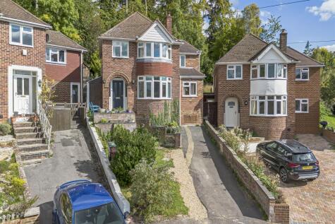 Briar Close, Caversham, Reading