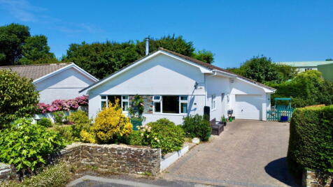 St Cleer Drive, Wadebridge PL27