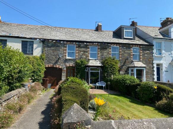 3 bedroom cottage for sale in Egloshayle Road, Wadebridge, Cornwall, PL27