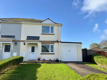 Rainyfields Close, Padstow, PL28 8RF