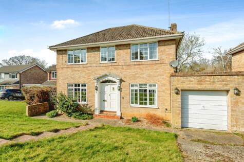 Milton Crescent, East Grinstead