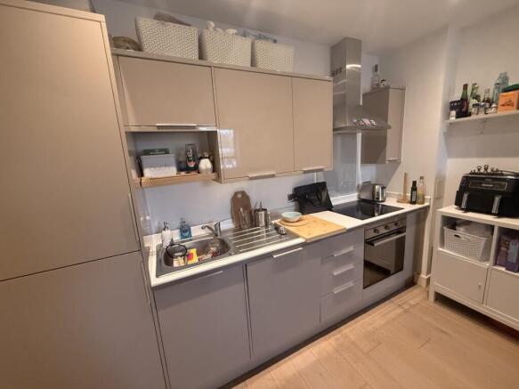 Photo 3