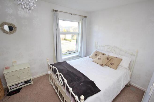 9a Townsend Road, Needingworth, bed.JPG
