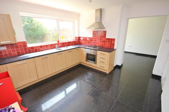 2 Alabama Way, St Ives, kitchen