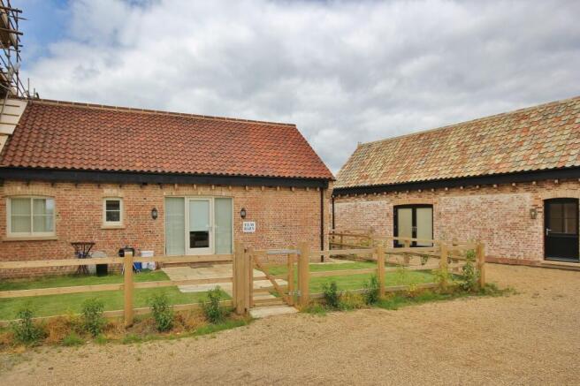 Elm Barn, Avenue Farm, Fenton, new front