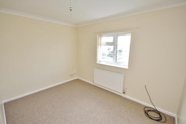 6 Morland Way, St Ives, bed
