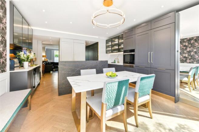 Kitchen/Reception