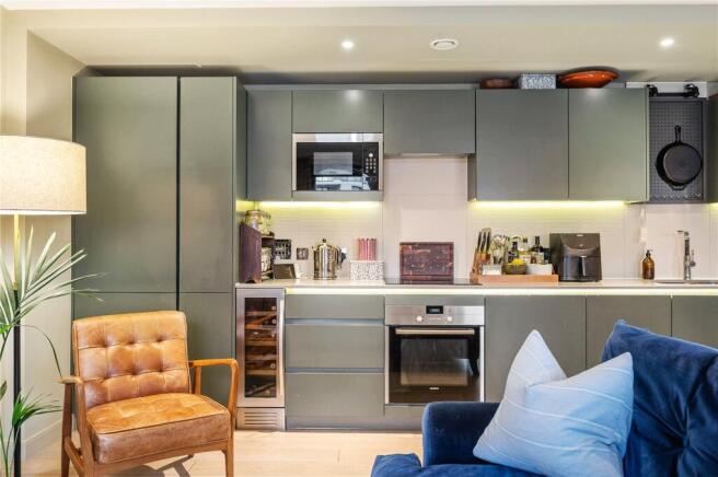 Kitchen/ Dining Room