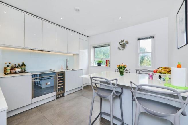 Kitchen / Dining