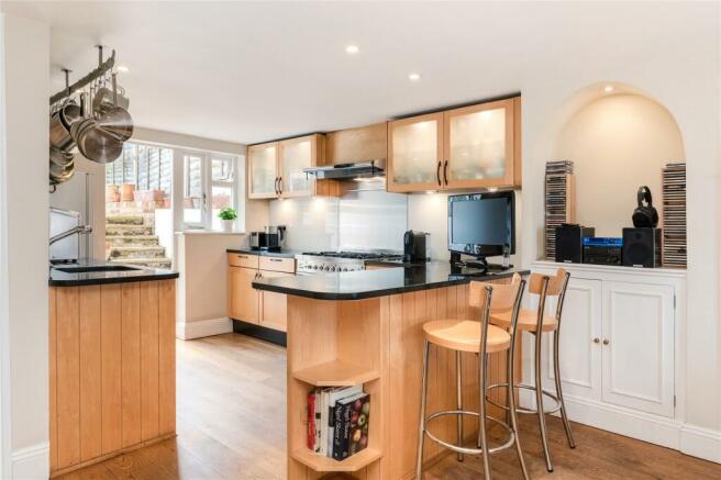 Kitchen/Dining Area