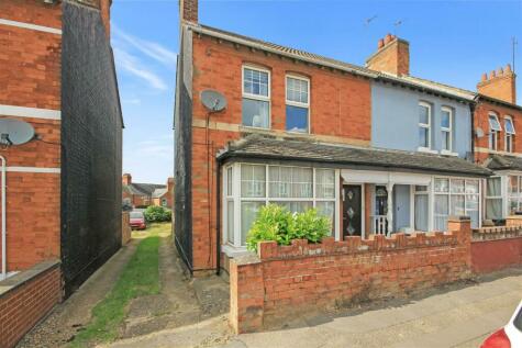 Rushden - 3 bedroom end of terrace house for sale