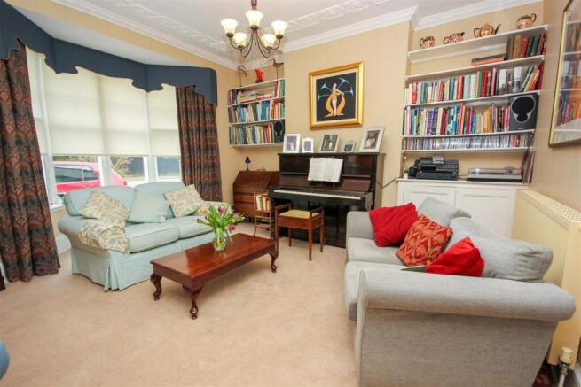 Sitting room.jpg