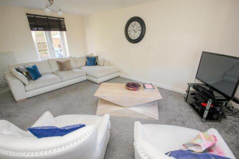 Maye Dicks Road, Rushden