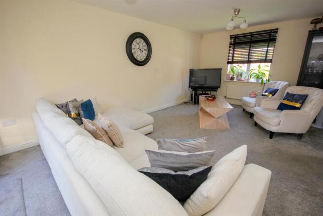 Lounge.jpg