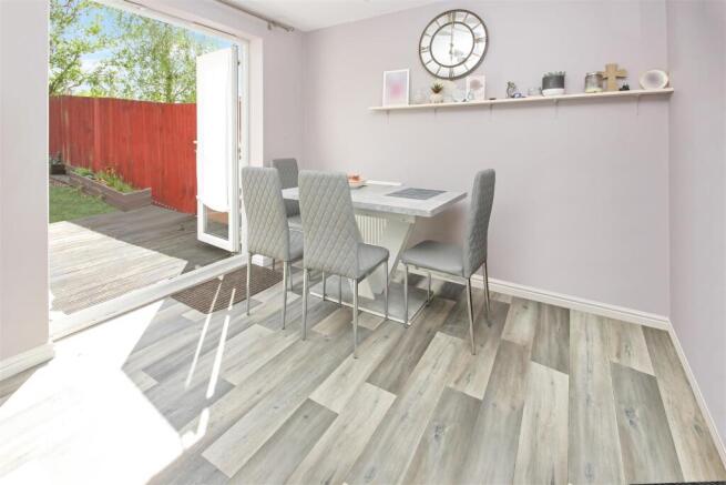 Dining Area.JPG