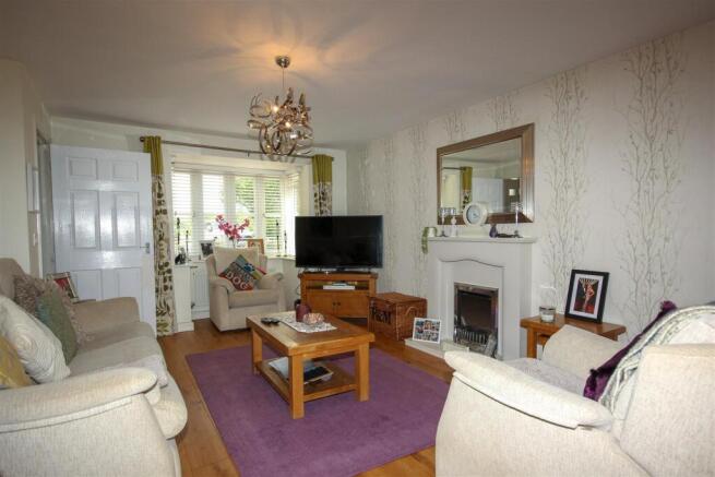 Living Room.jpg