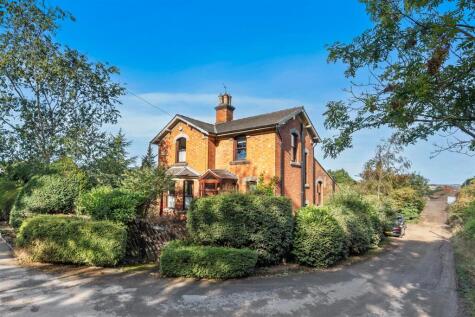 Station Road, Irchester