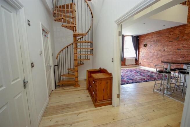 Entrance Hall.jpg
