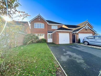 Blue Cedar Drive, Streetly, Sutton Coldfield