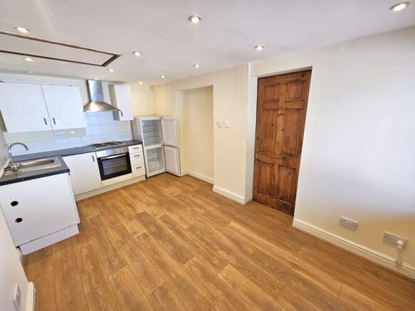 Kitchen/Living Area
