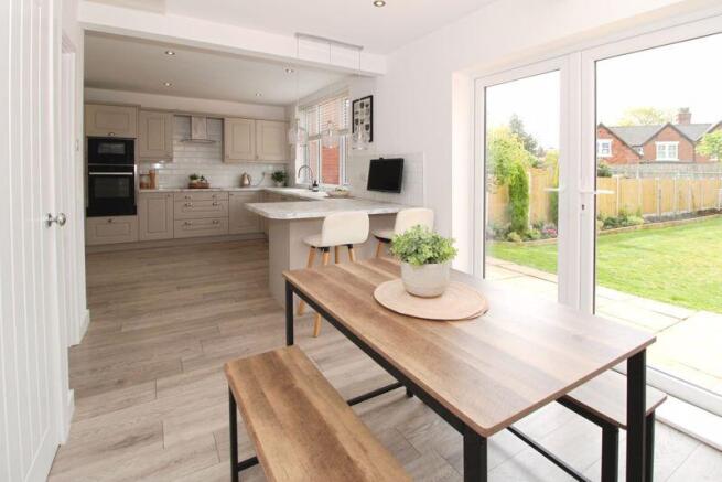 Kitchen Diner