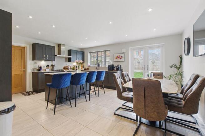 Kitchen Diner