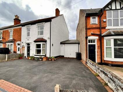 Sutton Coldfield - 2 bedroom end of terrace house for sale