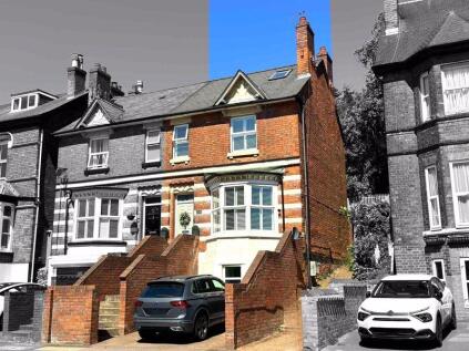 Victoria Road, Sutton Coldfield, B72 1SY