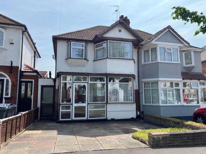 Blakeland Road, Great Barr, Birmingham, B44 8AU