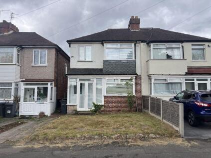 Kingstanding Road, Kingstanding, Birmingham, B44 8AX